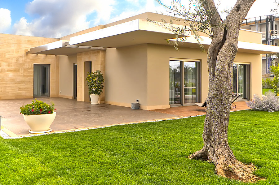 Villa F. Villa F.
